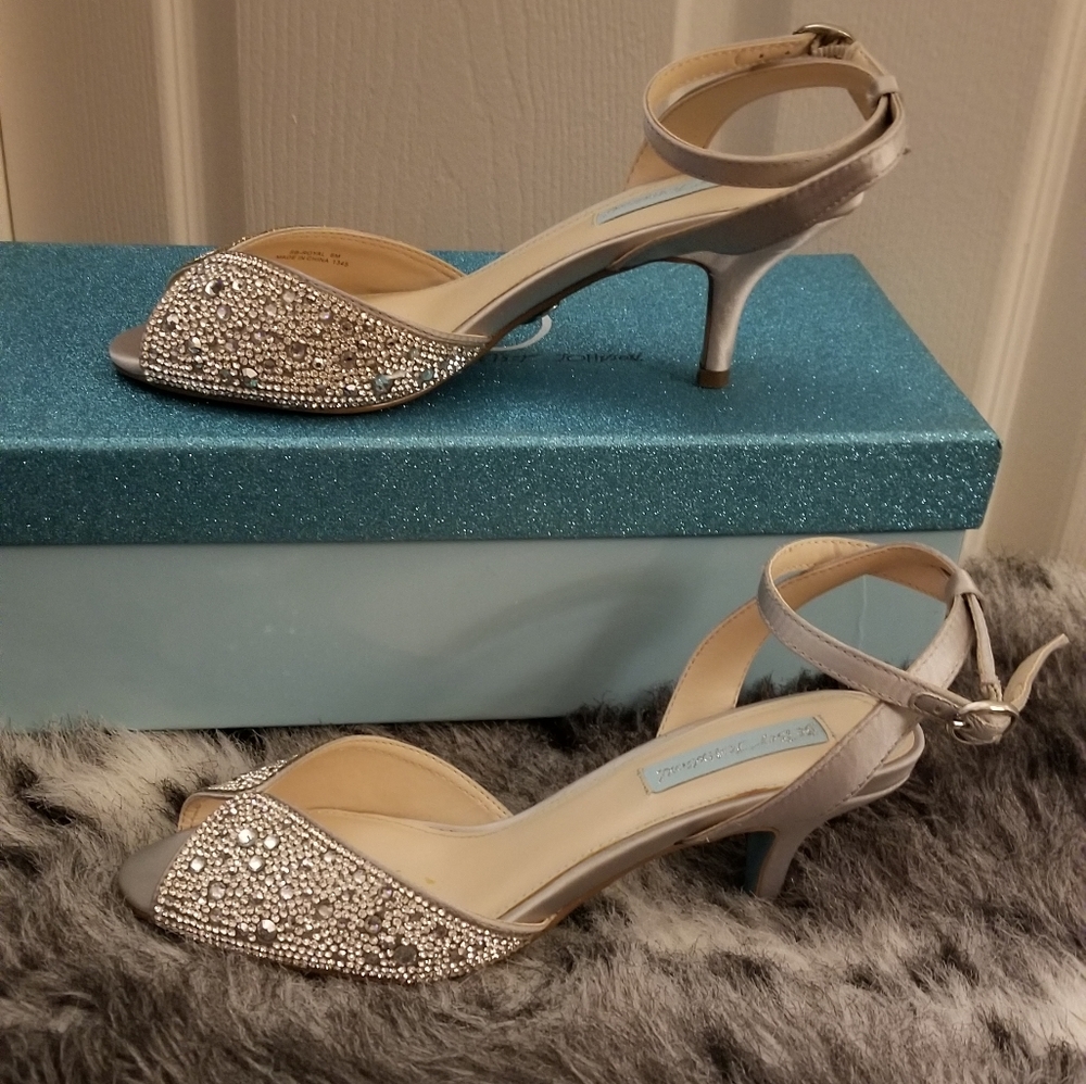 Blue by Betsey johnson SB- Royal